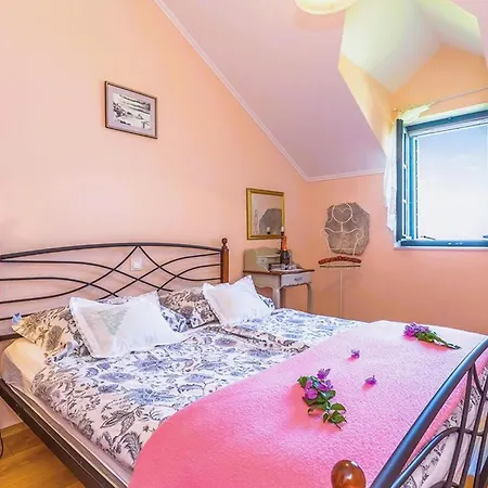 Stonebliss Hébergement de vacances Tučepi